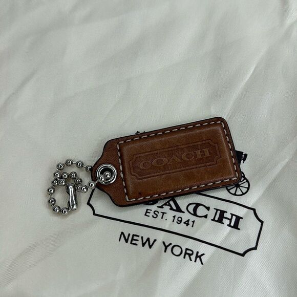 Coach Large Brown Leather Replacement Hang Yag v1 - Picture 1 of 4